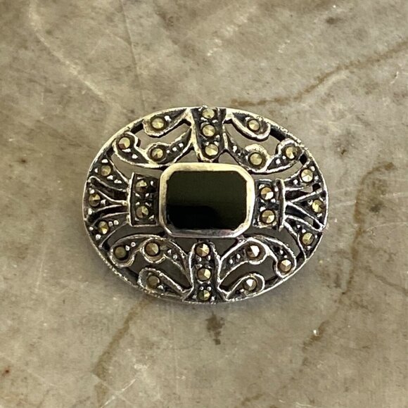 Sterling Silver 925 Dainty 0.89" Oval Black Onyx & Marcasite Brooch - Picture 11 of 16